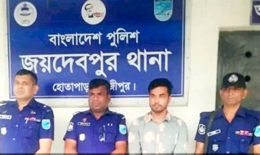 গায়ে পেট্রোল ডেলে নাতনী ও নানিকে হত্যাচেষ্ঠা  আটক ১!