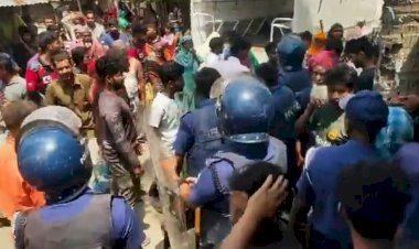 ৫ টাকার ভাড়ায় প্রাণহানি: মোহনপুরে নৃশংস হত্যা, পুলিশের ওপর হামলা, থমথমে জনপদ