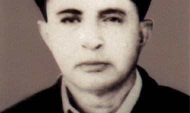 ১২ এপ্রিল উপ-সম্পাদকীয় পাতায় প্রকাশের জন্য; মফস্বল সাংবাদিকদের পথিকৃত একেএম আজিজুল হকের আজ ৫৬তম মৃত্যুবার্ষিকী