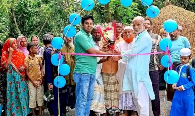সেতু নির্মাণের জন্য চিরিরবন্দর উপজেলা নির্বাহী কর্মকর্তা ও বাংলাদেশ জাতীয় সংসদদের মাননীয় হুইপ জনাব আক্তারুজ্জামান মিয়া এমপি মহোদয়ের দৃষ্টি আকর্ষণ এলাকাবাসীর!
