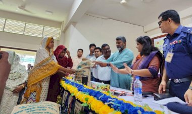 বদলগাছীতে  প্রান্তিক কৃষকদের   মাঝে বিনামূল্যে বীজ-সার ও কৃষি উপকরণ বিতরণ
