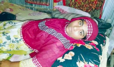 চিকিৎসার অভাবে মানবেতর জীবন, দুই সন্তান নিয়ে দিশেহারা পরিবার