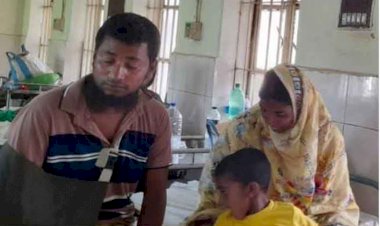 নওগাঁর মহাদেবপুর দুর্গাপুর গ্রামে পুর্বের বিরোধের কেন্দ্র করে ছাগলের পায়ের রগ কর্তনের,প্রতিবাদের হামলায়  নারীসহ ৩ জন আহত