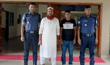 নওগাঁর মহাদেবপুরে ওলামা লীগের সভাপতি আশেক এলাহী,প্রতারণা মামলায় গ্রেফতার
