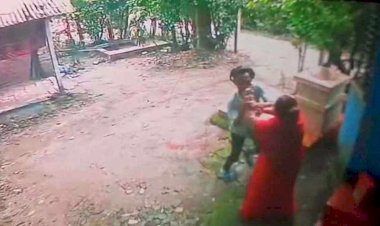 নড়াইলে শিক্ষিকা কৃষ্ণা রানী চৌধুরীর গলার স্বর্ণের চেইন ছিনতাই