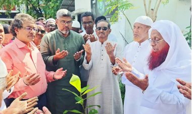রাজশাহীতে পেশাজীবী দলের উদ্যোগে বৃক্ষরোপণ ও দোয়া মাহফিল