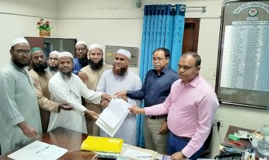 ঠাকুরগাঁও-০১ এ মনোনয়নপত্র জমা দিয়েছেন ডা. হাফেজ মো. খাদেমুল ইসলাম