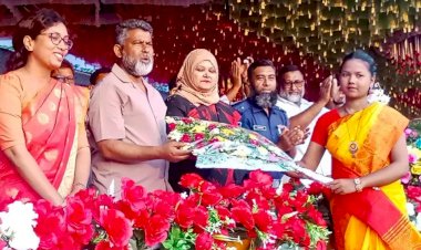 নওগাঁর মহাদেবপুর ডাকবাংলা মাঠে  উৎসবমূখর পরিবেশে ক্ষুদ্র নৃগোষ্ঠী আদিবাসীদের ঐতিহ্যবাহী কারাম উৎসব অনুষ্ঠিত