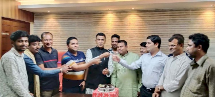 বাংলাদেশ বৈদিক পরিষদ চট্টগ্রাম  উত্তর জেলার সভাপতি পলাশ সেনের জন্মবার্ষিকী উদযাপন