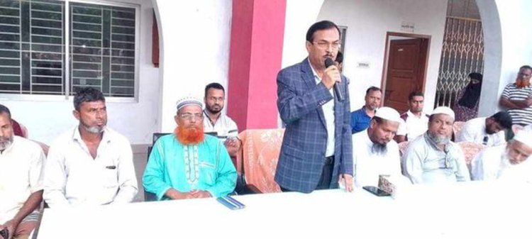 শিবপুরে যাকাতের টাকা বিতরন করলেনআলহাজ্ব সামসুল ইসলাম মোল্লা