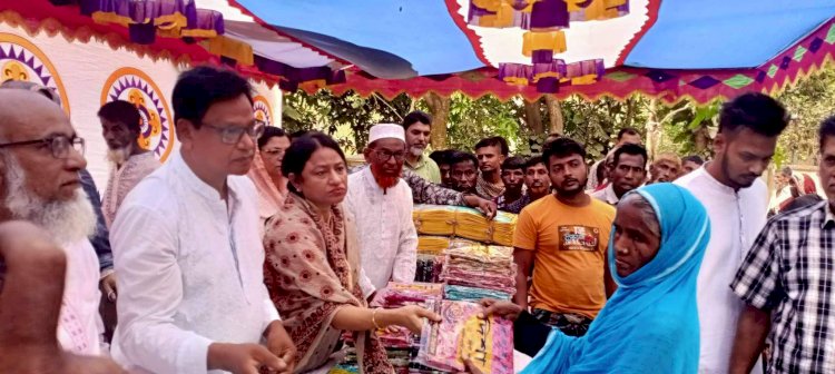 ফরিদা এমপি'র ঈদ উপহার বিতরণ
