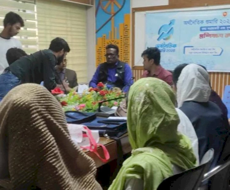 মনোহরদীতে অর্থনৈতিক শুমারিতে অনিয়মের অভিযোগ