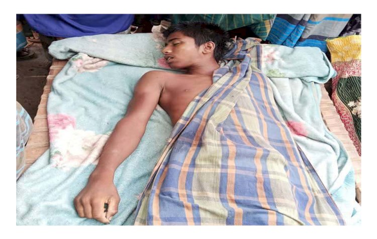 নওগাঁর পত্নীতলায় নাহমির নামে এক কিশোরের বজ্রপাতে মৃত্যু