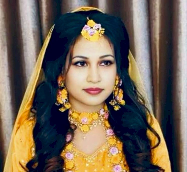 পল্লী কুমারী অনন্যা - এস এম মনিরুজ্জামান আকাশ