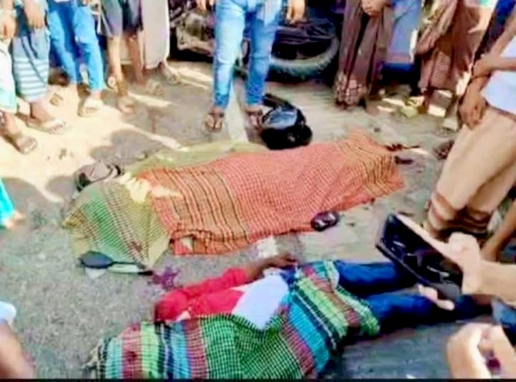 টেকনাফে কাভার্ডভ্যানের ধাক্কায় দুই মোটরসাইকেল আরোহী নিহত