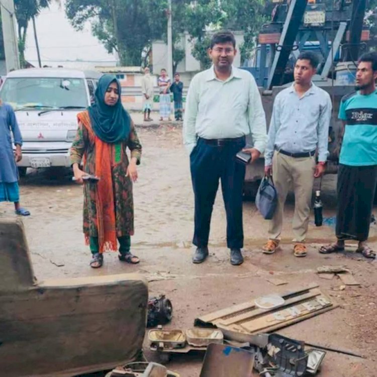 নরসিংদীর শিবপুর থেকে মাধবদী পৌরসভার ৩টি গাড়ি উদ্ধার