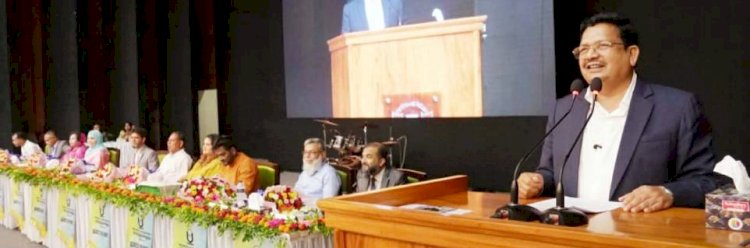 বিশ্বের সঙ্গে শিক্ষার্থীদের সংযোগ গড়ে তুলতে হবে : এমপি শিমুল বিশ্বাস
