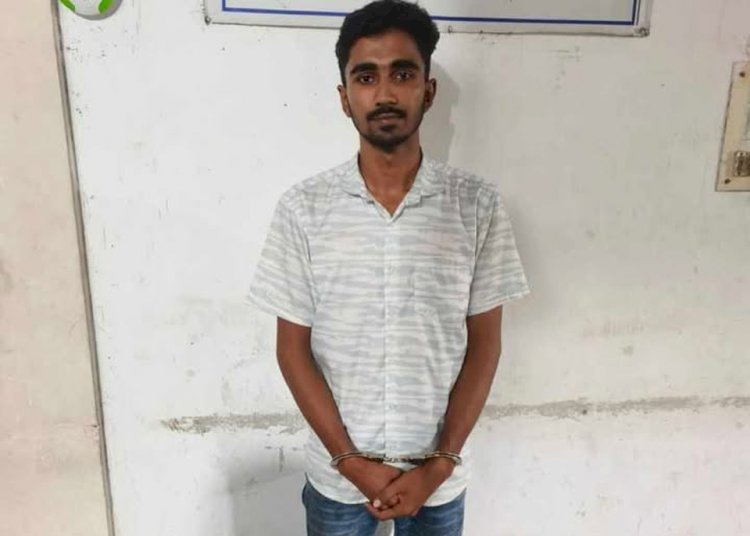 পটুয়াখালীর মির্জাগঞ্জে ফেসবুকে ঘোষণা দিয়ে বিক্ষোভ মিছিল করা  ছাত্রলীগ কর্মী গ্রেফতার