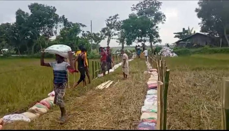 রাঙ্গুনিয়ায় কমিউনিটি ক্লিনিকে সরকারি বরাদ্দের রাস্তা নির্মাণে সন্ত্রাসীদের বাধা