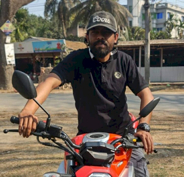 চুয়াডাঙ্গার জীবন নগর থানার হাসাদাহ ইউনিয়ন পুরন্দর পুর গ্রামে অভিনব কায়দায়  এক মাসে ১৭ টা বাইসাইকেল চুরি