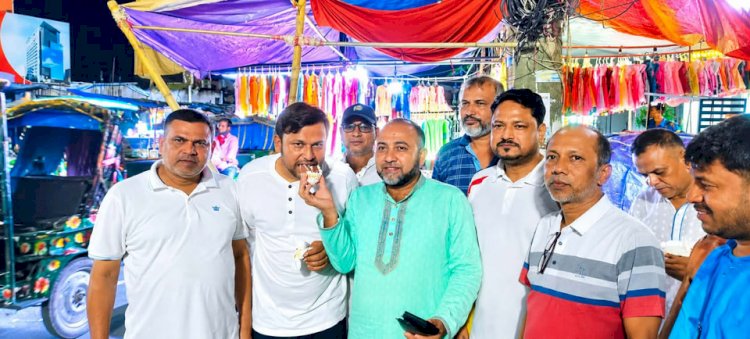 রাকিবুল ইসলাম রাকিবের জন্মদিনে কেক কেটে শুভেচ্ছা