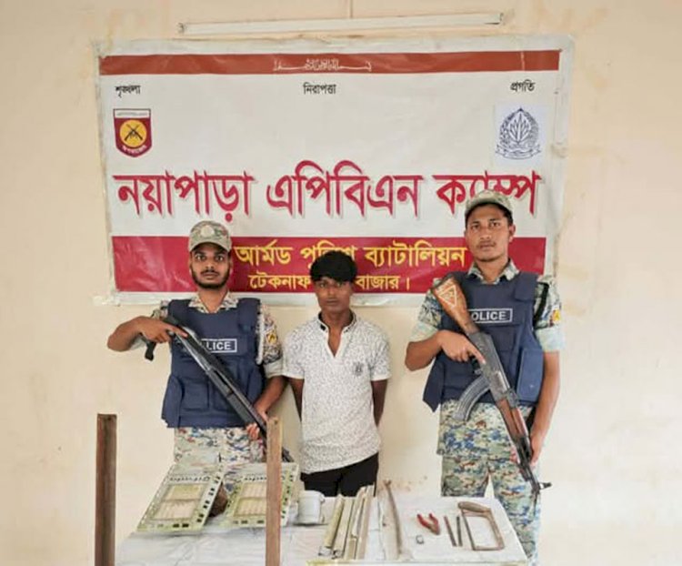 নয়াপাড়া ক্যাম্পে চোরচক্রের সদস্য আটক, উদ্ধার সোলার সামগ্রী