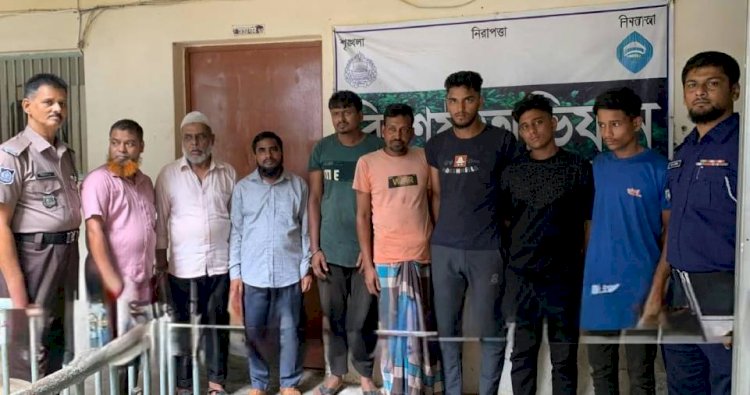 সোনালী ব্যাংকের বন্ধকি সম্পত্তি ও জুট মিলের কোটি টাকার যন্ত্রাংশ রাতের আঁধারে পাচার: জনতার হাতে আটক ৮, মামলা দায়ের