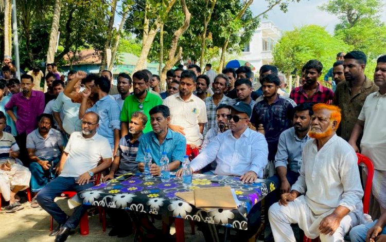সল্লাবাদ আদর্শ ইসলামীয়া এবতেদায়ী মাদ্রাসায় ভোটকেন্দ্র স্থানান্তরের দাবি