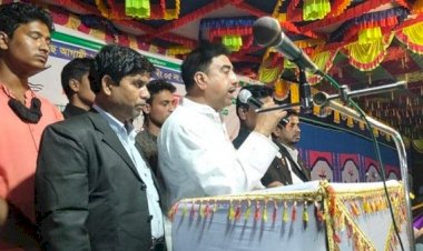 নওগাঁর বদলগাছী উপজেলার কোলা ইউনিয়নে নৌকা মার্কা প্রার্থীর নির্বাচনী সভা অনুষ্ঠিত হয়।