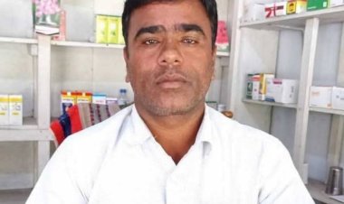 নওগাঁর পত্নীতলায় নসিমন-করিমনের ধাক্কায় পল্লী চিকিৎসকের মৃত্যু