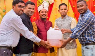 ঠাকুরগাঁওয়ে বিয়েতে বরকে ব্যতিক্রমী উপহার: ৫ লিটার অকটেন, এলাকায় চাঞ্চল্য