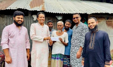 রাণীরবন্দরের স্বেচ্ছাসেবী সংগঠন  Jagroto Bibek ( জাগ্রত বিবেক ) টিম এর পক্ষ থেকে ক্যানসারে আক্রান্ত রোগীর চিকিৎসার জন্য অসহায় ভ্যান চালক মোঃ বদিউজ্জামান এর পরিবারে নগদ অর্থ ১০,০০০৳ প্রদান!