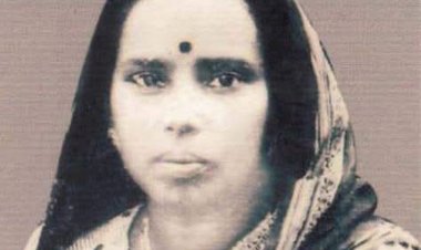 রত্নগর্ভা সবিতা চক্রবর্ত্তীর ১২ তম প্রয়াণ দিবস আজ :