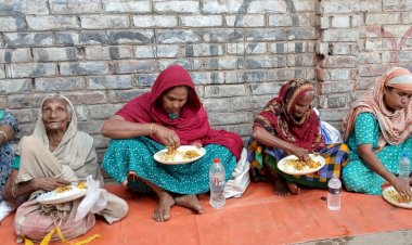 ১ টাকায় খাবার পেল অসহায় মানুষগুলো