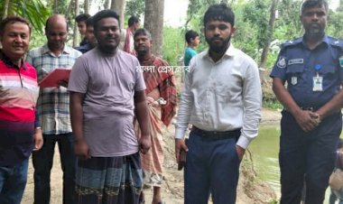 নওগাঁর মান্দায় ড্রেজার দিয়ে অবৈধ বালু উত্তোলনের অভিযোগে ৫০ হাজার টাকা জরিমানা