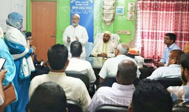 সাপাহারে প্রতিদ্বন্দ্বী প্রার্থীর শিক্ষা প্রতিষ্ঠানে ৩ লাখ টাকার বরাদ্দ, প্রশংসায় এমপি মোস্তাফিজুর রহমান