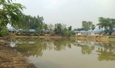 নওগাঁর রানীনগরে আশ্রয়ণ প্রকল্পের বাড়ি বেঁচা-কেনার ধূম! দেখার কেউ নেই