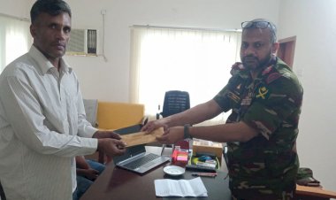 এক্সিডেন্টে পঙ্গুত্ববরণকারী সেনা সদস্য সৈনিক (অবঃ) আওলাদের পাশে সেনা সদর ভেটেরান্স ডাইরেক্টর