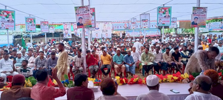 দেশ দখল দারদের হাত থেকে মুক্ত হওয়ায় মানুষ স্বস্তির নিঃশ্বাস ফেলেছে