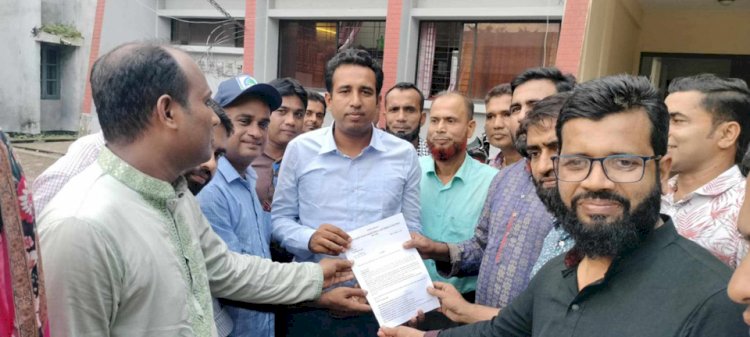 নড়াইলে ১০ম গ্রেডে বেতন বাস্তবায়নের দাবিতে কালিয়ায় সরকারি প্রাথমিক বিদ্যালয়ের সহকারি শিক্ষকদের মানববন্ধন