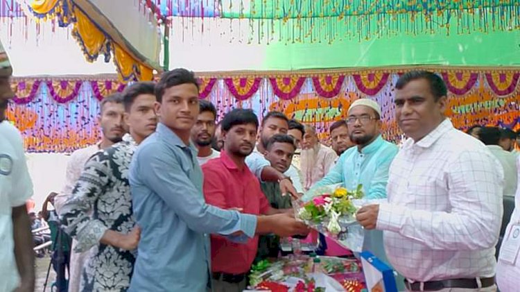 চিরিরবন্দর উপজেলার রাণীরবন্দর ইছামতি ডিগ্রী কলেজের উচ্চ মাধ্যমিক শিক্ষার্থীদের নবীন বরণ  অনুষ্ঠান ২০২৪ইং  অনুষ্ঠিত হয়েছে।