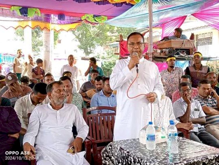 নরসিংদীর মনোহরদীতে পূজামণ্ডপ পরিদর্শনে কেন্দ্রীয় বিএনপির সহ-সেচ্ছাসেবক বিষয়ক সম্পাদক
