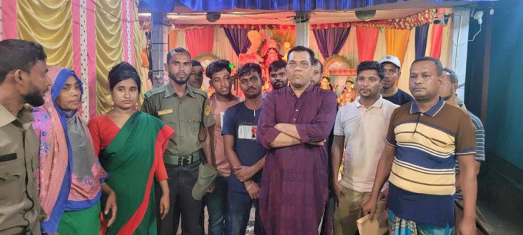 বিএনপির ভারপ্রাপ্ত চেয়ারম্যান তারেক রহমানের নির্দেশনায় পলাশবাড়ী সাদুল্যাপুরে শারদীয় দুর্গা পূজা পরিদর্শন করেন  বিএনপি নেতা রফিকুল ইসলাম রফিক