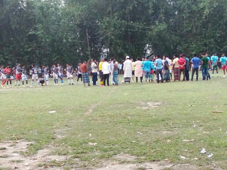 শাহপাড়া যুবসংঘ কতৃক আয়োজিত মাদক ও সন্ত্রাস বিরোধী ফুটবল টুনামেন্ট ২০২৪ ইং অনুষ্ঠিত হয়েছে।
