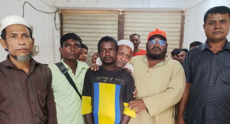 দীর্ঘ ২১ বছর পর আপন নিবাস ফিরে পেল মানসিক ভারসাম্যহীন সিরাজ