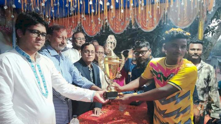 চিরিরবন্দরে ফুটবল টুর্ণামেন্টের ফাইনাল অনুষ্ঠিত