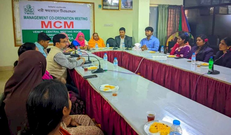 বগুড়ায় ড. হোসনে-আরা বেগমের সাথে খাদ্য প্রক্রিয়া করণ প্রশিক্ষণার্থীদের মতবিনিময়