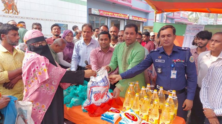 রমজানে দ্রব্যমূল্য নিয়ন্ত্রণে রাখতে ঝালকাঠিতে সুলভ মূল্যের ‘প্রশান্তি’ বাজার উদ্বোধন