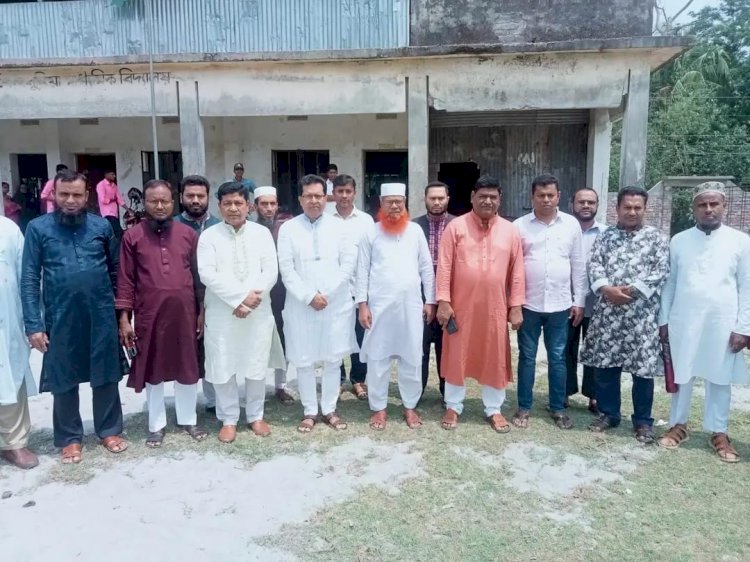 মির্জাগঞ্জে এসএসসি পরীক্ষার্থীদের বিদায় সংবর্ধনা অনুষ্ঠান।