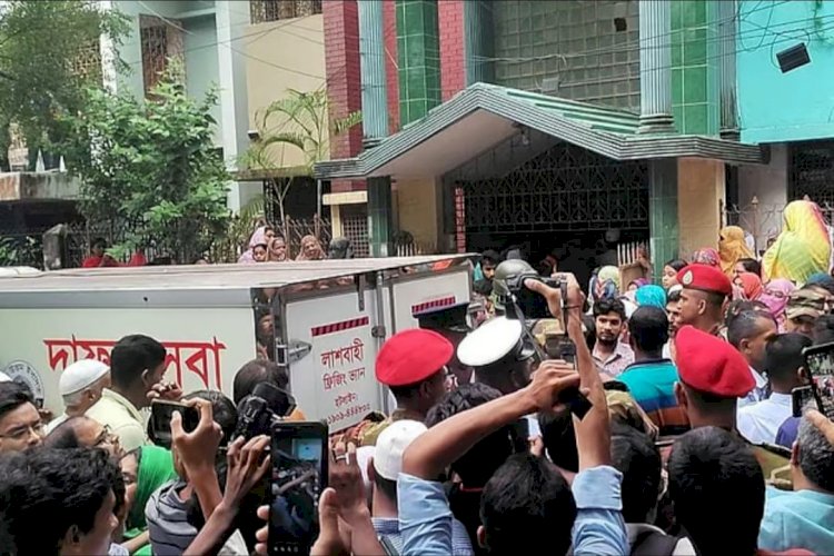 মাইলস্টোন স্কুল বিমান দুর্ঘটনায় নিহত পাইলট তৌকির ইসলামের মরদেহ রাজশাহীতে পৌঁছেছে